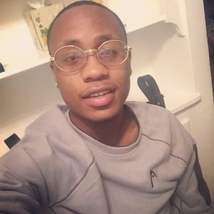 Meet your Posher, Kenyatta